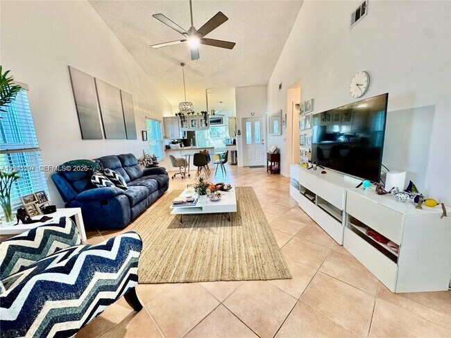 Building Photo - 11078 SE Sea Pines Cir