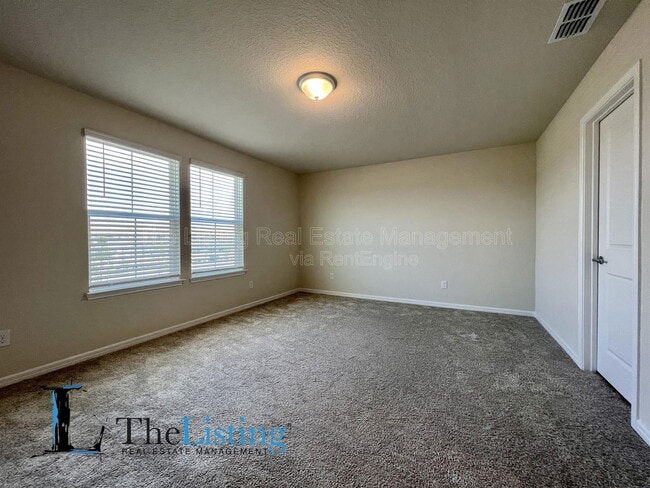 Building Photo - 2024 Cross Prairie Pkwy