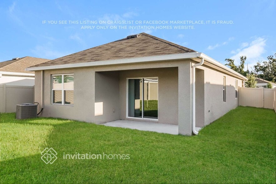 Building Photo - 7989 Majestic Palms Ct