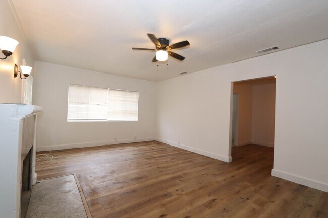 Building Photo - JV3701 RUBS