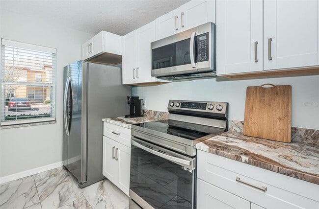 Building Photo - 3876 Island Way