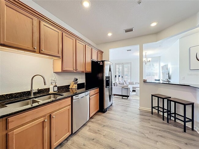 Building Photo - 2315 Upper Park Rd