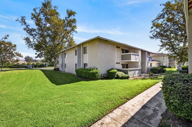 Building Photo - 26200 Redlands Blvd