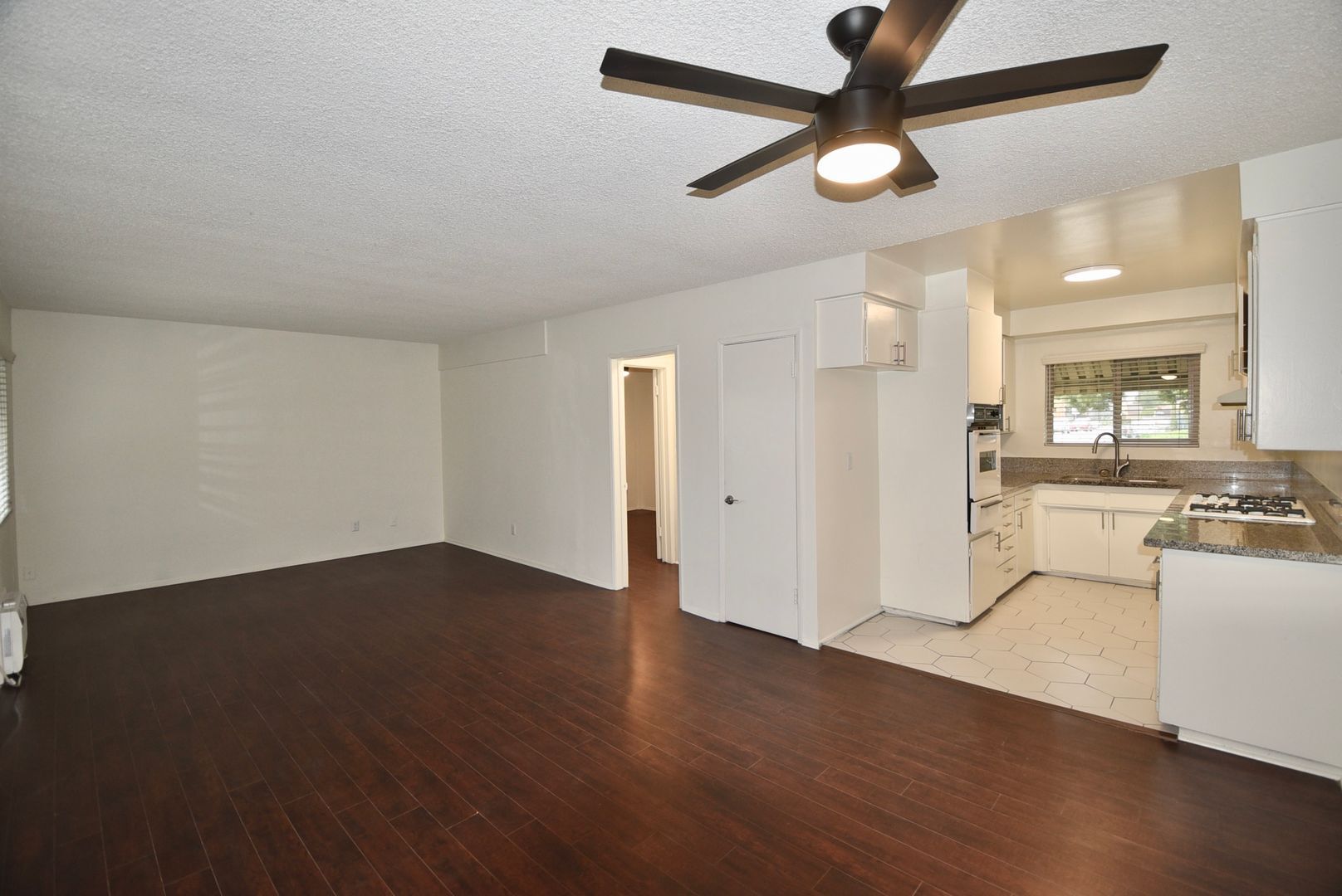 Building Photo - 5455 Bellingham Ave