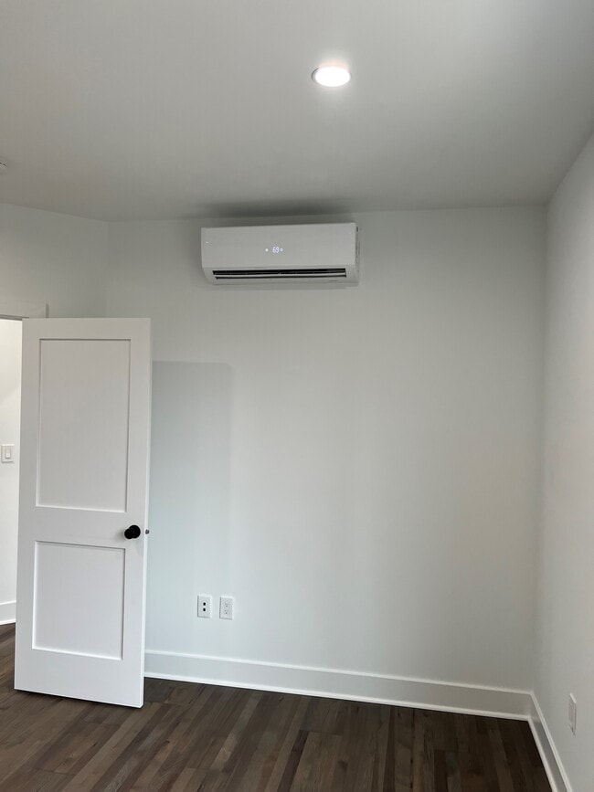 Building Photo - 4621 42nd St NW