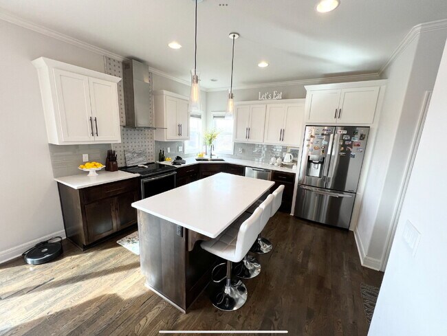 Building Photo - Beautiful 4 Bedroom/2.5 Bath Home *AVAILABLE MAY 15th*