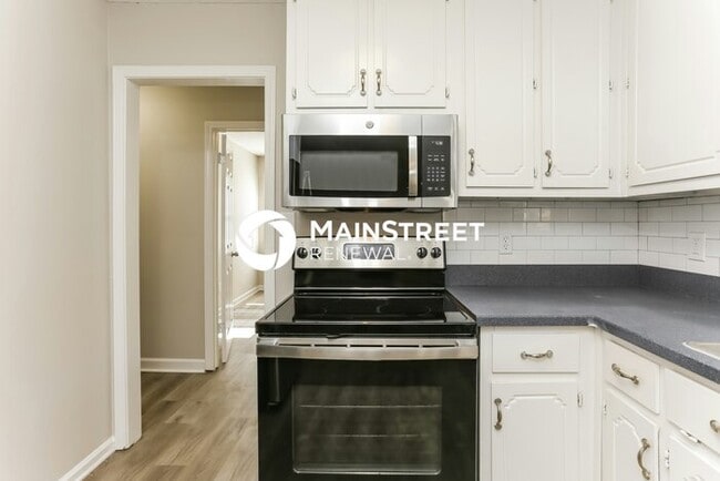 Building Photo - 3 Bedroom Pet-Friendly Home in DALLAS, GA with Main Street Renewal