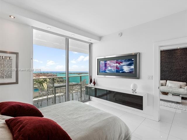 Building Photo - 900 Biscayne Blvd