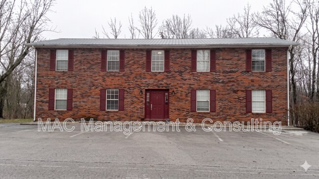 Building Photo - 978 N Franklin Ave