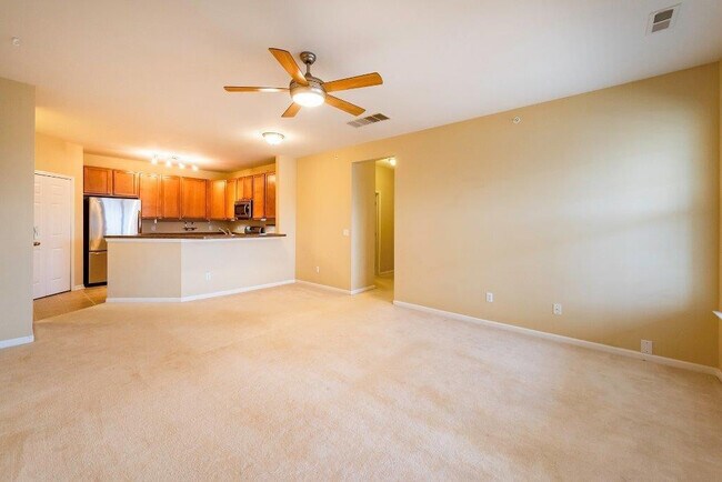Building Photo - 854 W Summerfield Gln Cir