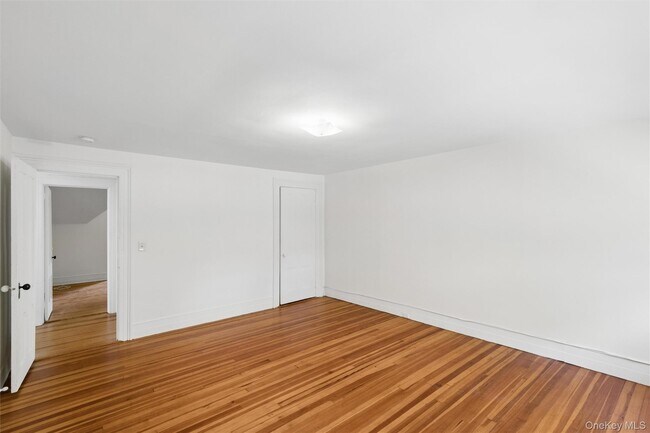 Building Photo - 208 Wheatley Rd