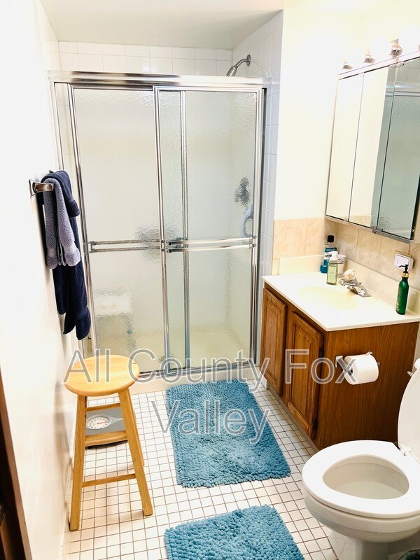 Building Photo - 1522 N River W Ct