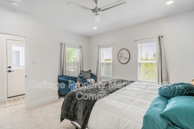 Building Photo - 719 Eleanor Ave