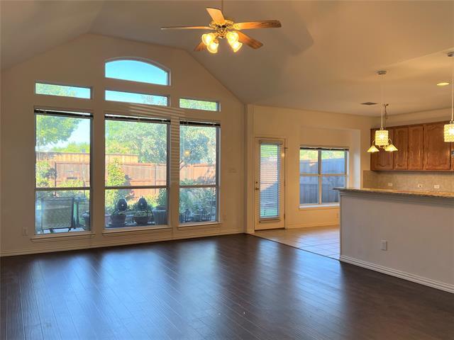 Building Photo - 702 Willow Ridge Ct