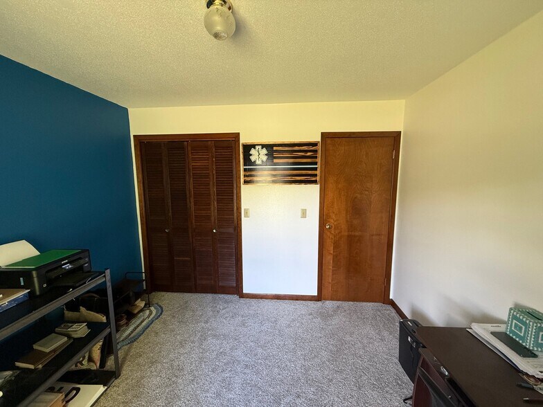 Building Photo - 513 Franklin St