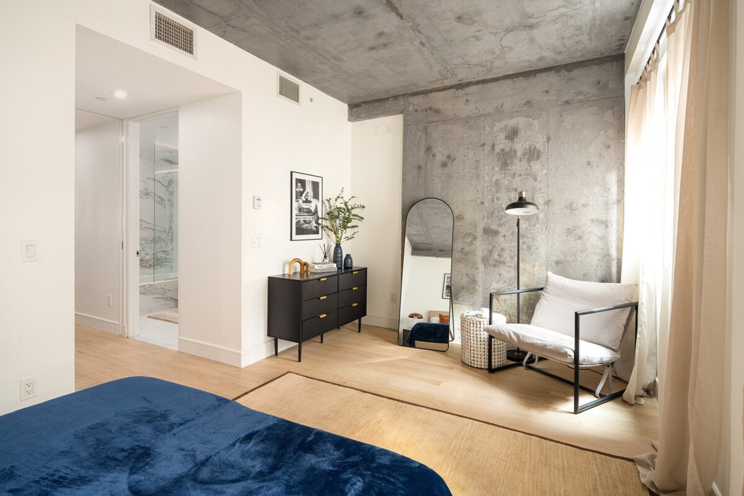 Building Photo - 135 W 27th St