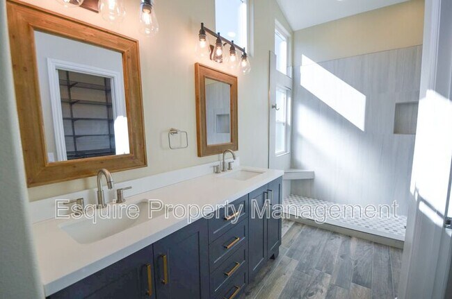 Building Photo - 7648 Jackson St