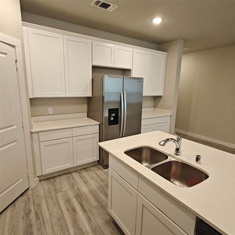 Building Photo - 1308 Creekbank Dr