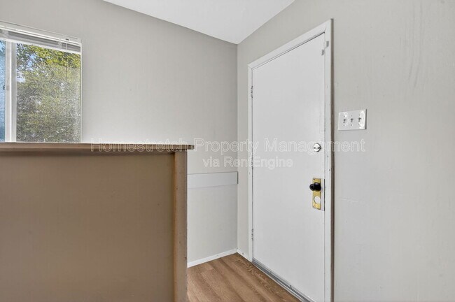 Building Photo - 7507 Blanding Dr