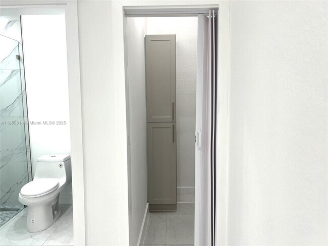 Building Photo - 24424 SW 118 Ct