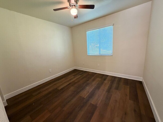 Building Photo - 535 N Harbor Blvd