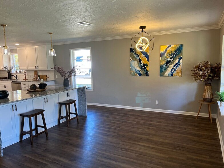 Building Photo - 2007 Wood Pl