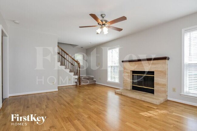 Building Photo - 8947 Chesham Dr