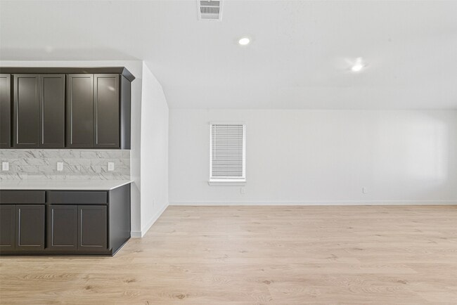 Building Photo - 4322 Camden Lakes St