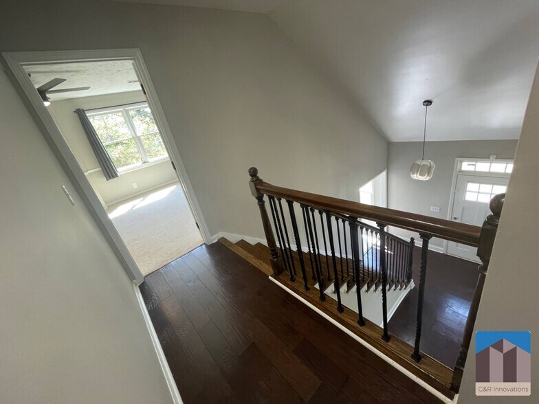 Building Photo - 758 Brownlee Ln