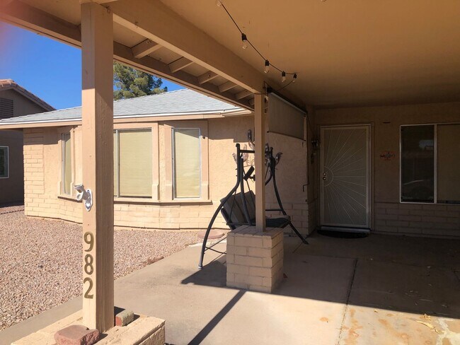 Building Photo - Lovely Home in 45+ Active Adult Community of Leisure World.  Available May through November 2026,...