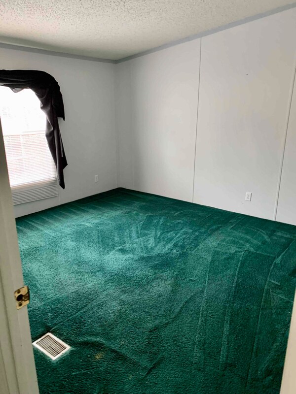 Building Photo - 322 Beaver Creek Dr