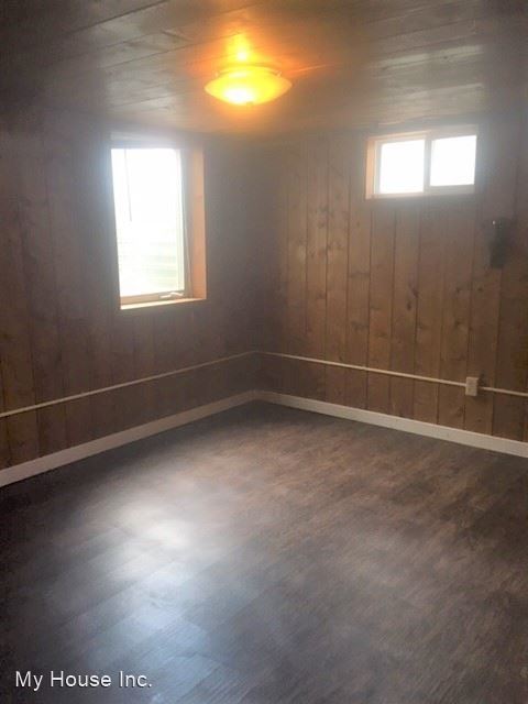 Building Photo - 3 br, 1 bath House - 1120 West Myrtle Street