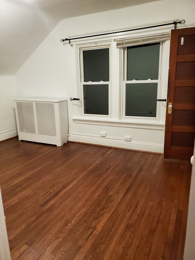 Building Photo - 6113 Arbor St