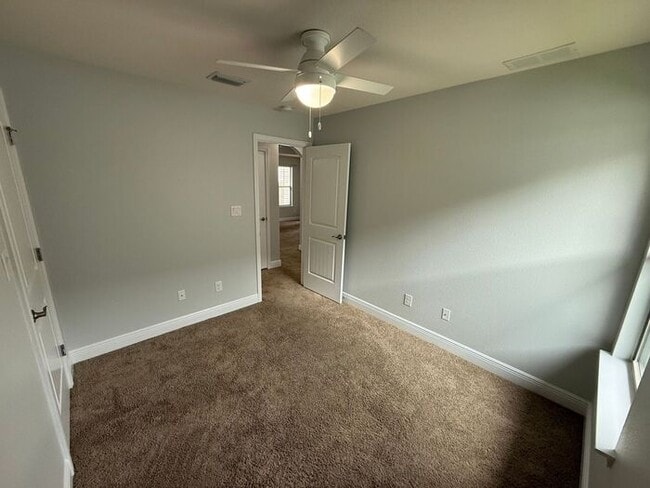 Building Photo - Pensacola - Weatherstone - 3 bedroom, 2 bathroom