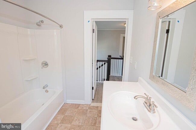 Building Photo - 417 Winder St