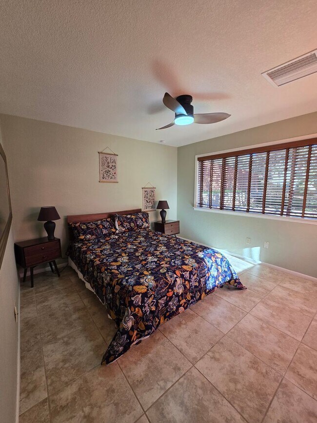 Building Photo - Furnished, 1-Year Long-Term Rental