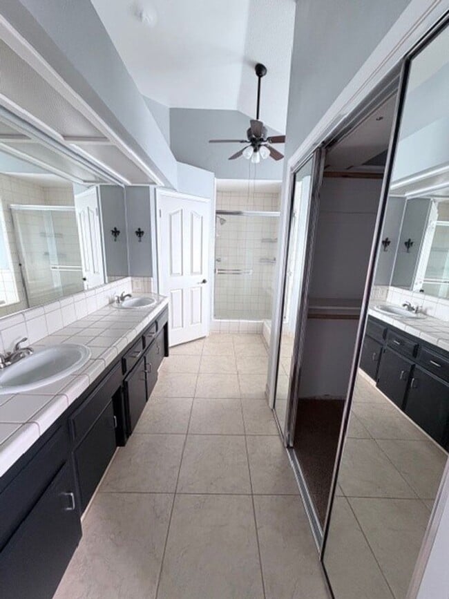 Building Photo - 9305 Brookstone Ct