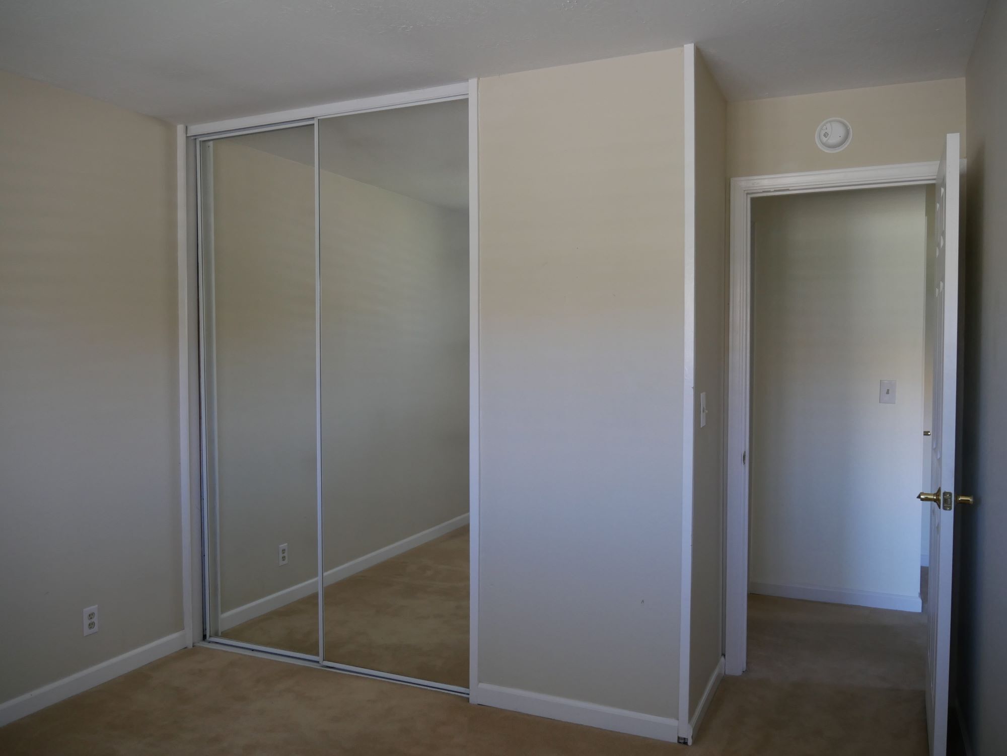 Building Photo - 5442 Anselmo Ct