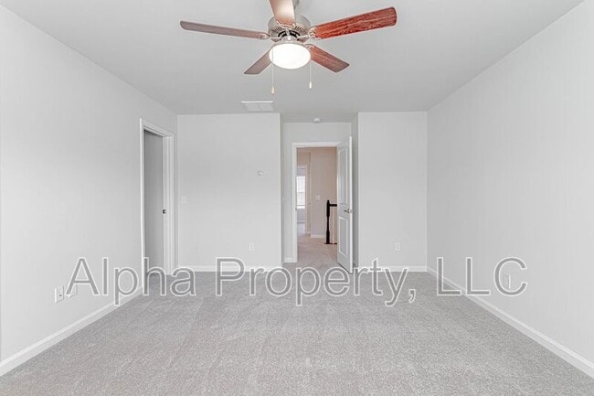 Building Photo - 522 Huntingdale Pl