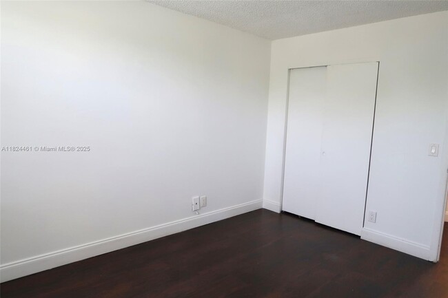 Building Photo - 8801 Wiles Rd