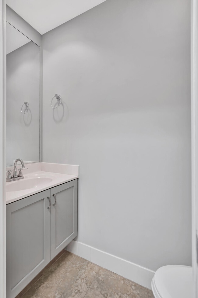 Building Photo - 2873 E Community Dr