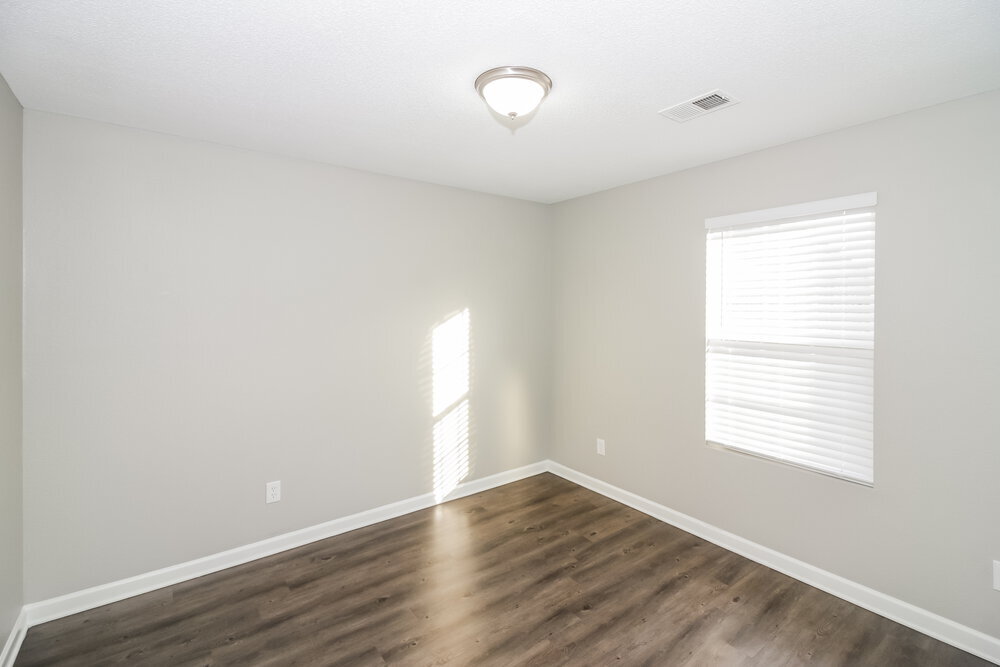 Building Photo - 7807 Birdwood Dr