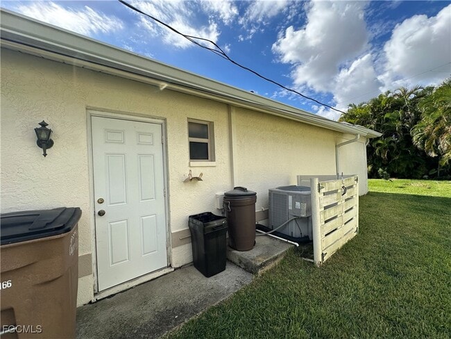 Building Photo - 3606 SE 1st Ave