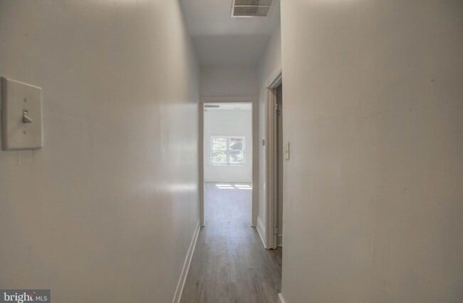 Building Photo - 23 Prospect St