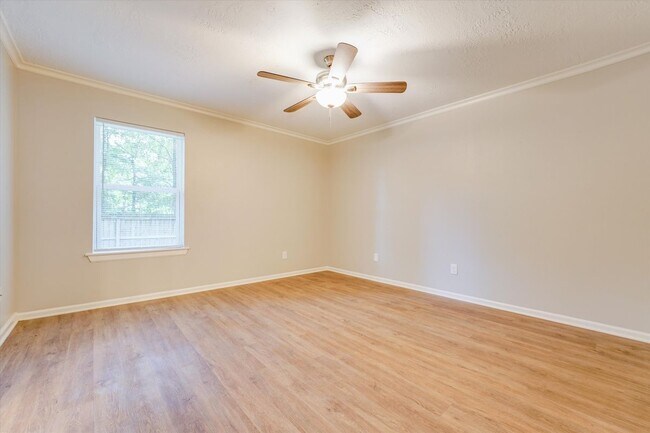 Building Photo - 21 E Brookberry Ct