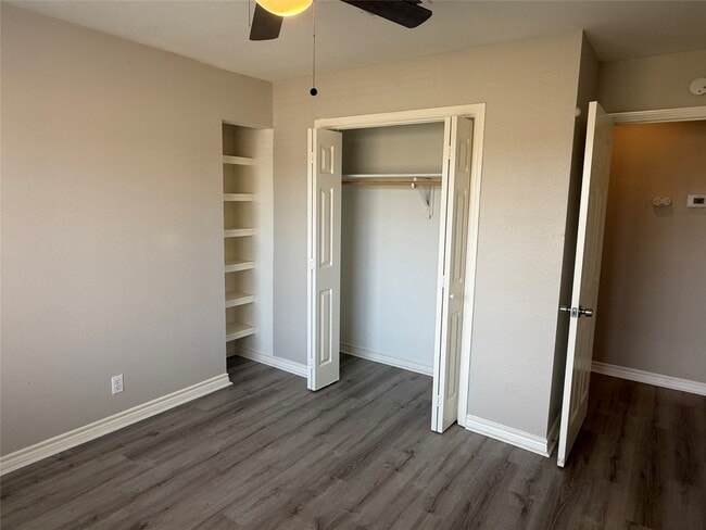 Building Photo - 140 Chuck Wagon