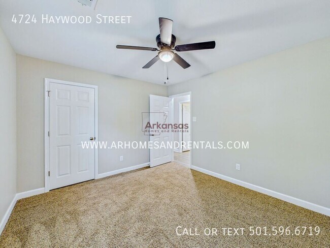 Building Photo - 4724 Haywood St
