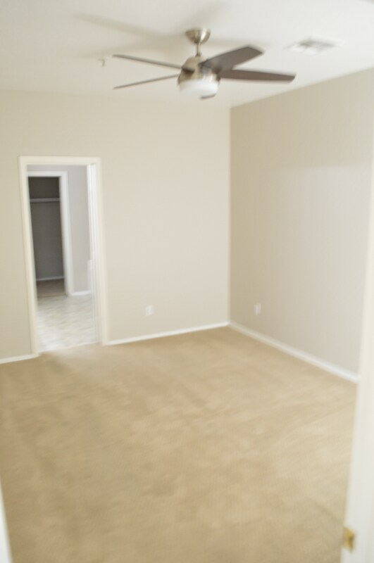 Building Photo - 1225 N 36th St