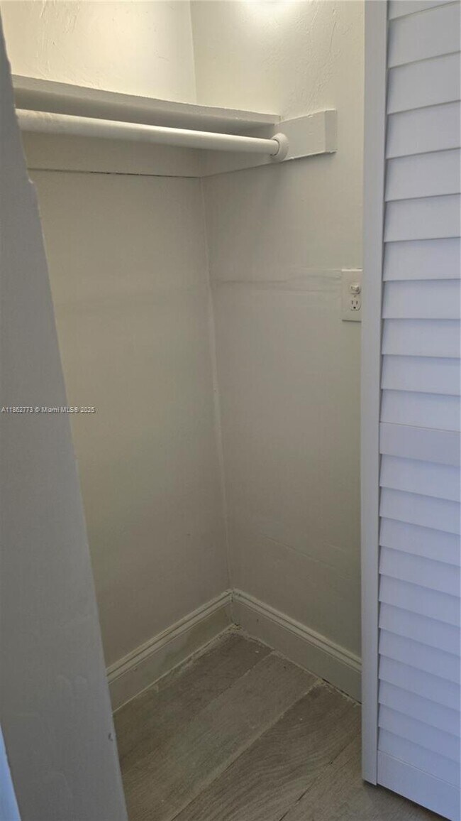 Building Photo - 7900 Tatum Waterway Dr