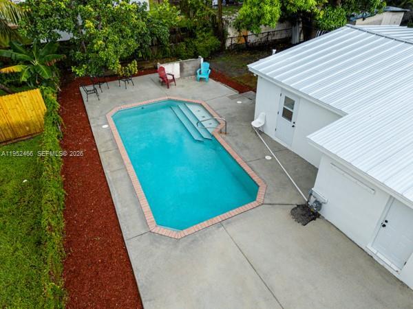 Building Photo - 1251 NE 41st Dr